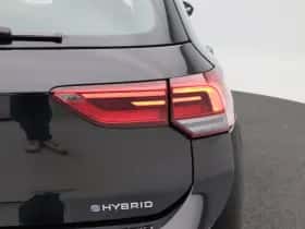 Volkswagen Golf (2023) thumbnail 11