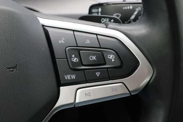 Volkswagen Golf (2023) thumbnail 20