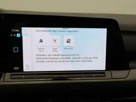 Volkswagen Golf (2023) thumbnail 24