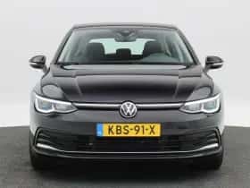 Volkswagen Golf (2023) thumbnail 4