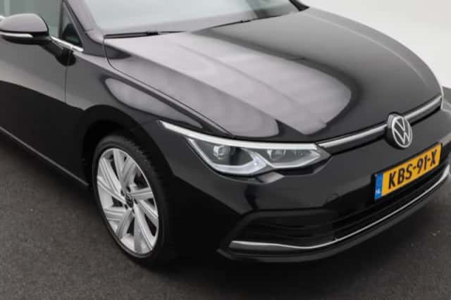 Volkswagen Golf (2023) thumbnail 10
