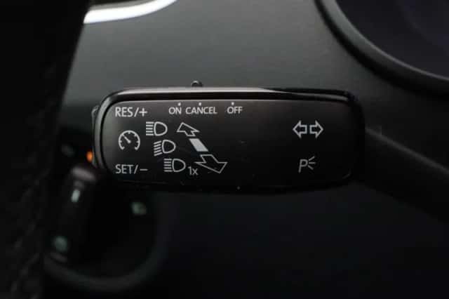 Škoda Octavia (2019) thumbnail 21