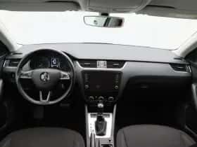 Škoda Octavia (2019) thumbnail 32