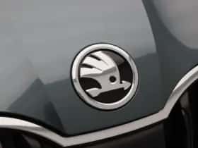 Škoda Octavia (2019) thumbnail 9