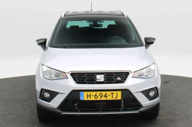 SEAT Arona (2020) thumbnail 4