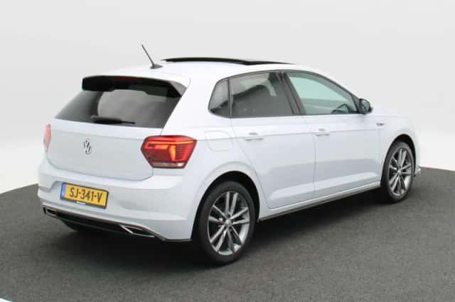 Volkswagen Polo (2018) thumbnail 2