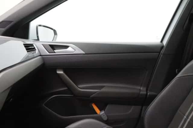 Volkswagen Polo (2018) thumbnail 32