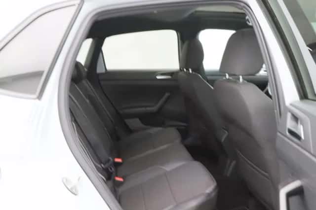 Volkswagen Polo (2018) thumbnail 36