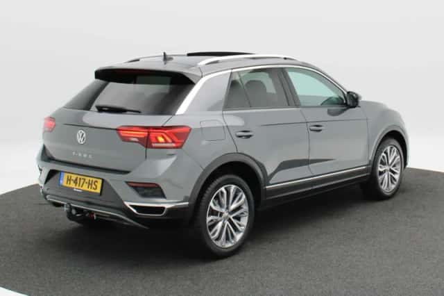 Volkswagen T-Roc (2020) thumbnail 2