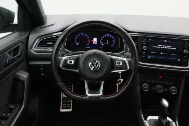 Volkswagen T-Roc (2020) thumbnail 36