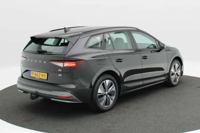 Škoda Enyaq (2022) thumbnail 2
