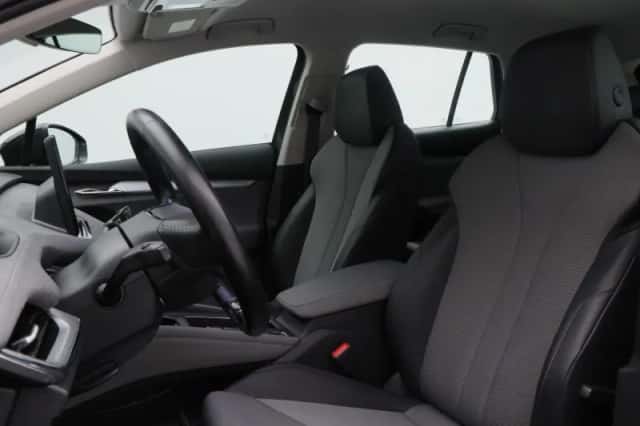 Škoda Enyaq (2022) thumbnail 18