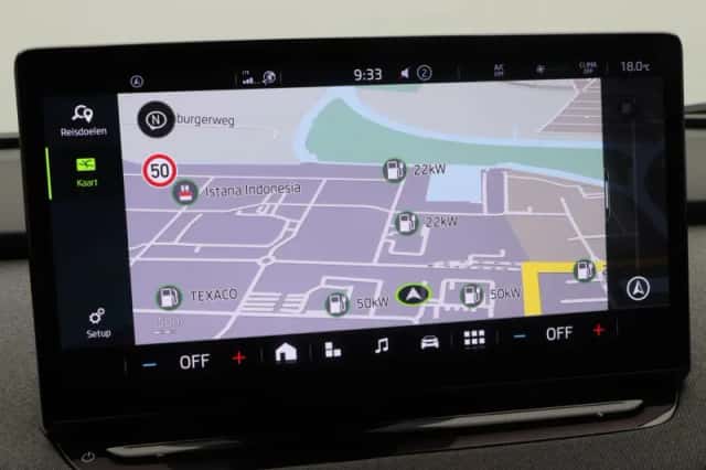 Škoda Enyaq (2022) thumbnail 23