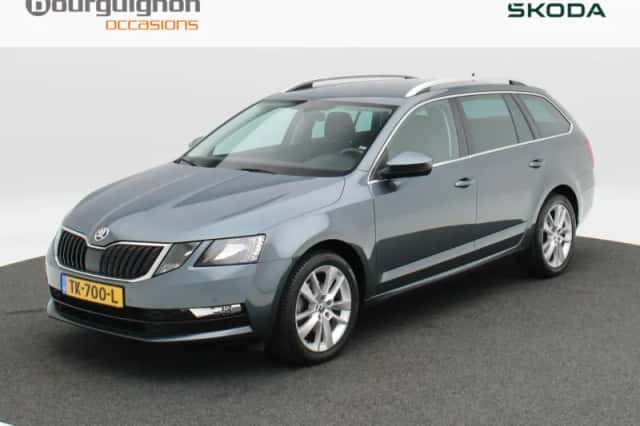 Škoda Octavia (2018) thumbnail 1