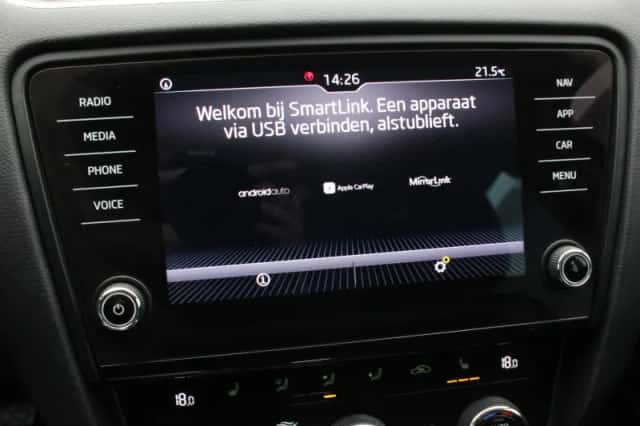 Škoda Octavia (2018) thumbnail 24