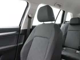 Volkswagen Golf (2023) thumbnail 31