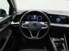 Volkswagen Golf (2023) thumbnail 33