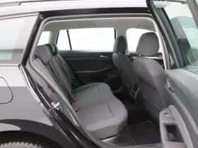 Volkswagen Golf (2023) thumbnail 35