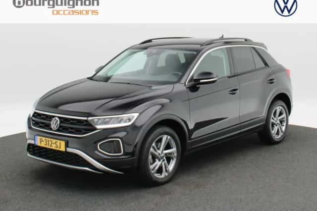 Volkswagen T-Roc (2022) thumbnail 1