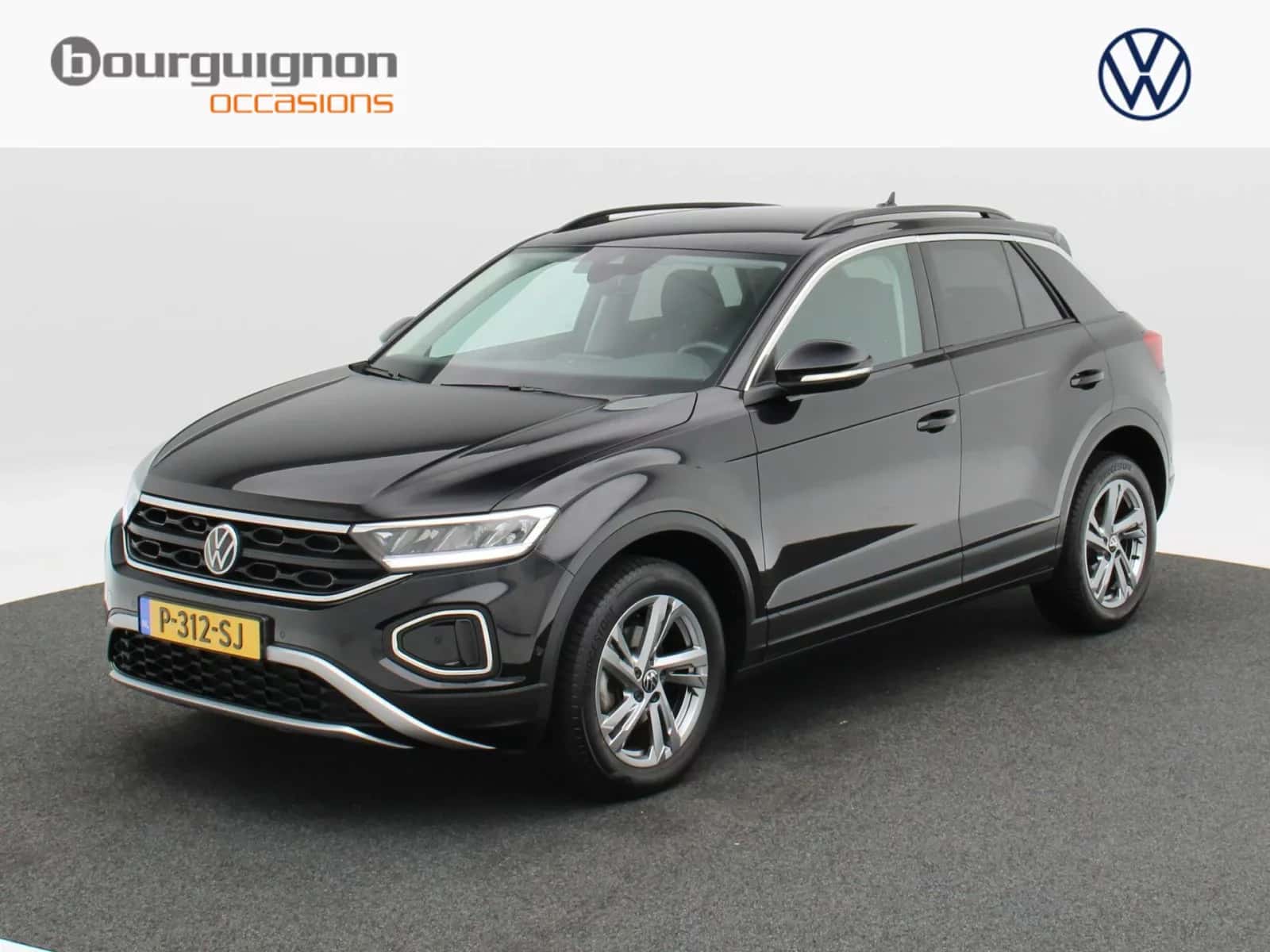 Volkswagen T-Roc (2022) — foto 1