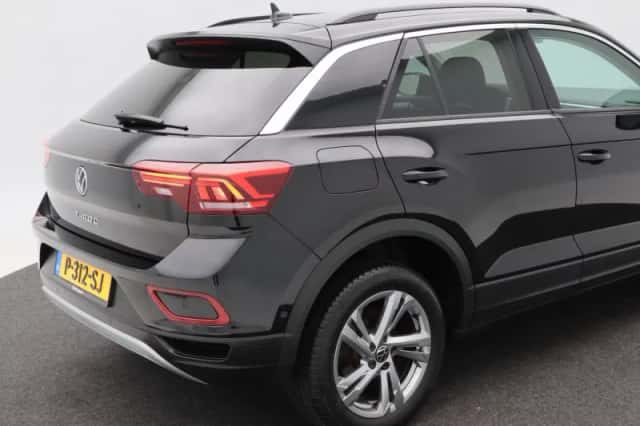 Volkswagen T-Roc (2022) thumbnail 13