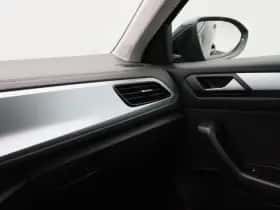 Volkswagen T-Roc (2022) thumbnail 28