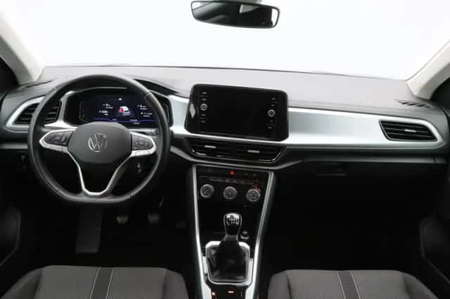Volkswagen T-Roc (2022) thumbnail 31