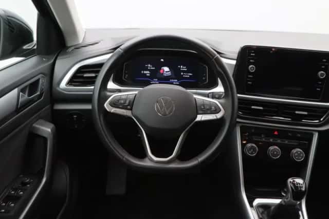 Volkswagen T-Roc (2022) thumbnail 32
