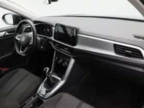 Volkswagen T-Roc (2022) thumbnail 34