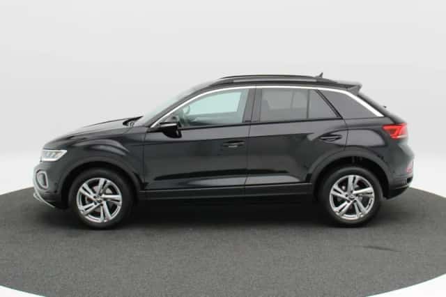Volkswagen T-Roc (2022) thumbnail 7