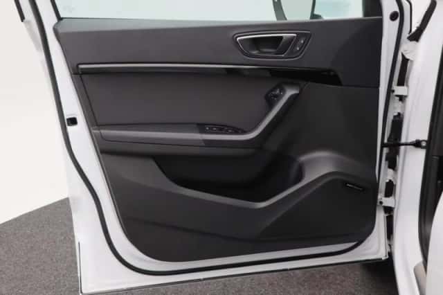 SEAT Ateca (2017) thumbnail 18