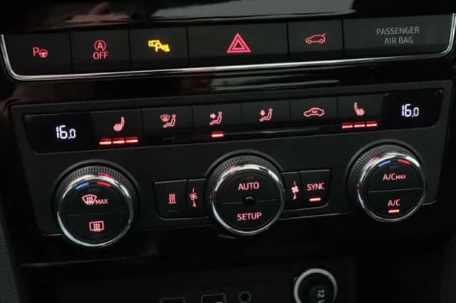 SEAT Ateca (2017) thumbnail 32