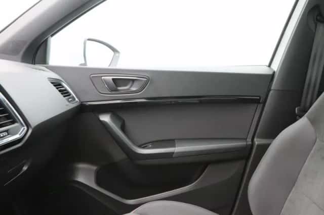 SEAT Ateca (2017) thumbnail 36