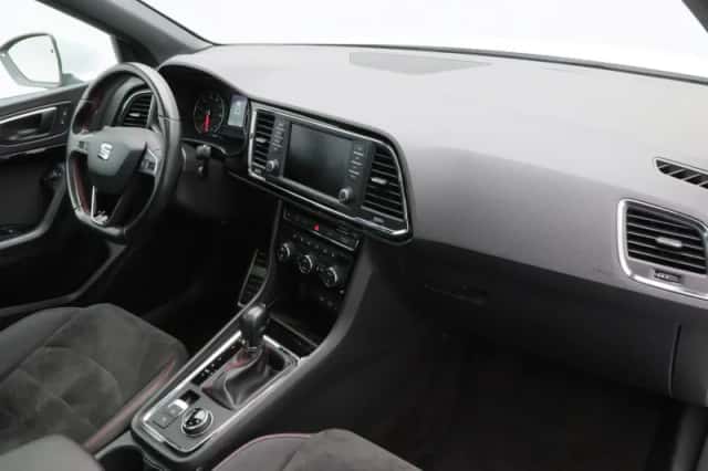 SEAT Ateca (2017) thumbnail 41