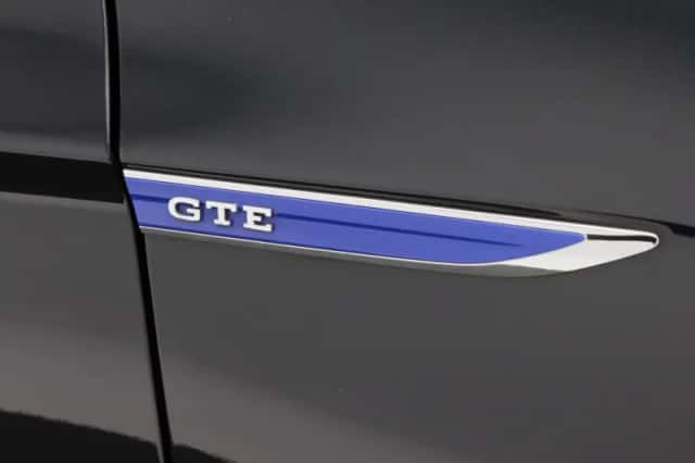 Volkswagen Passat (2022) thumbnail 11