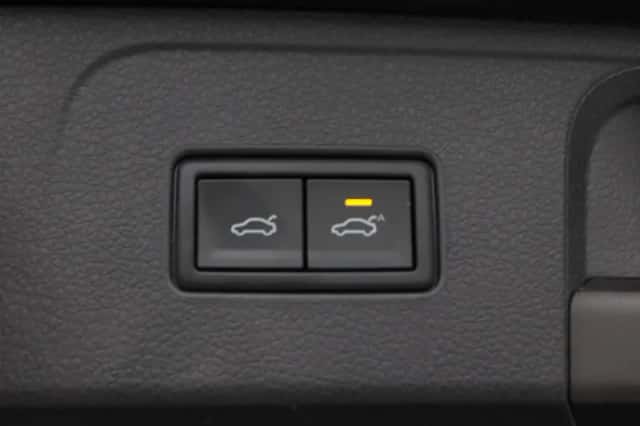 Volkswagen Passat (2022) thumbnail 16