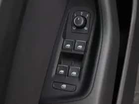 Volkswagen Passat (2022) thumbnail 18