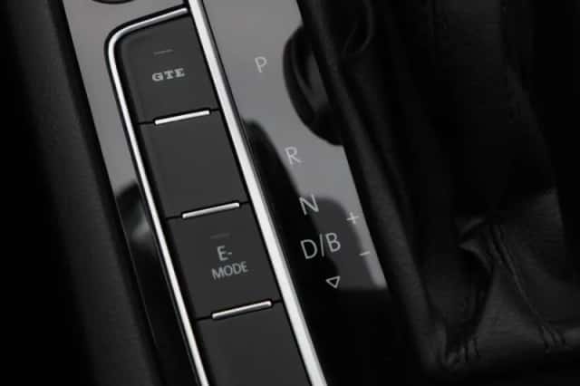 Volkswagen Passat (2022) thumbnail 33