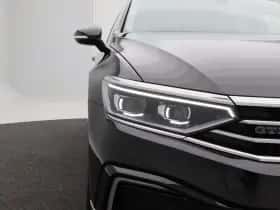 Volkswagen Passat (2022) thumbnail 8
