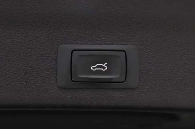Audi A6 (2021) thumbnail 18
