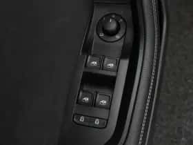 Škoda Superb (2020) thumbnail 18