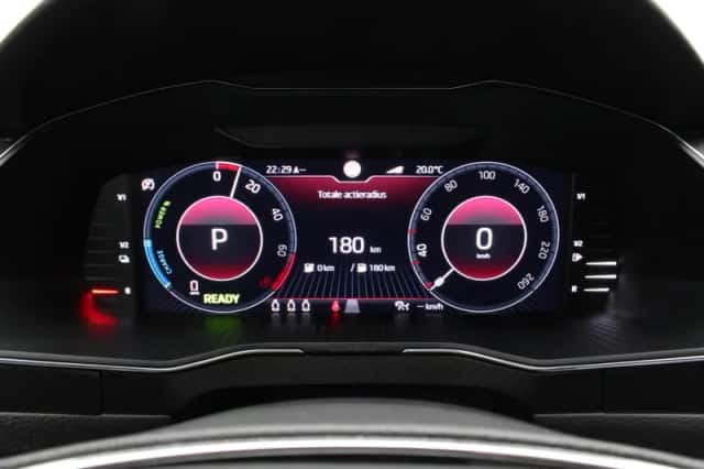 Škoda Superb (2020) thumbnail 24