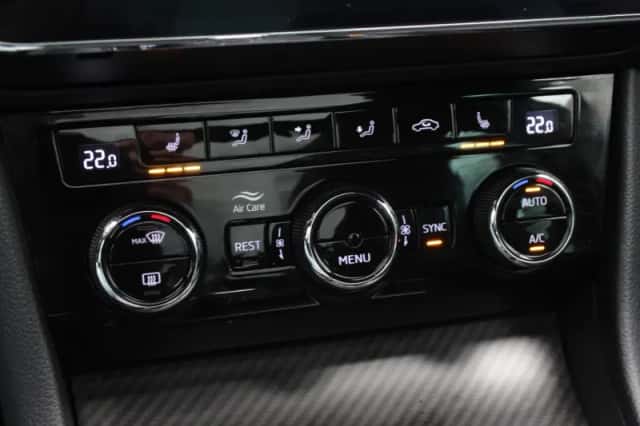 Škoda Superb (2020) thumbnail 31