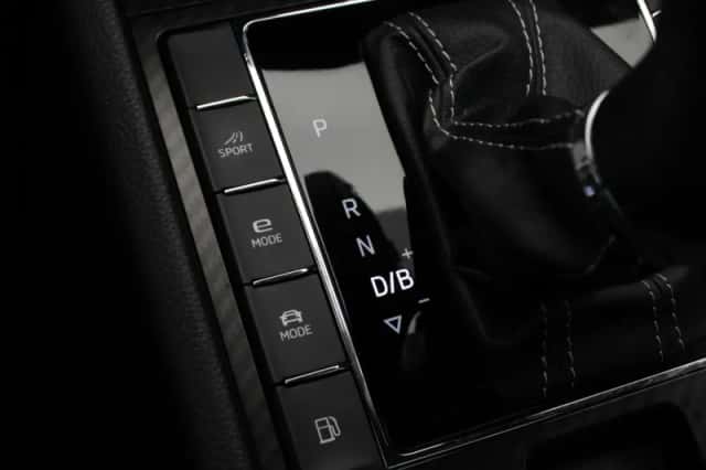 Škoda Superb (2020) thumbnail 32