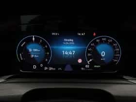 Volkswagen Golf (2022) thumbnail 19