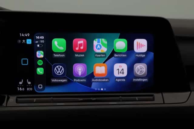 Volkswagen Golf (2022) thumbnail 28