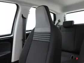 Volkswagen Up! (2023) thumbnail 22
