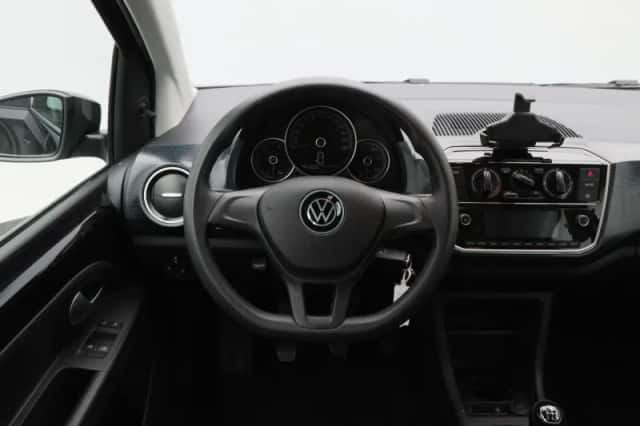 Volkswagen Up! (2023) thumbnail 24