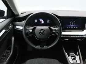 Škoda Octavia (2022) thumbnail 34