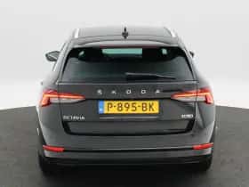 Škoda Octavia thumbnail 5